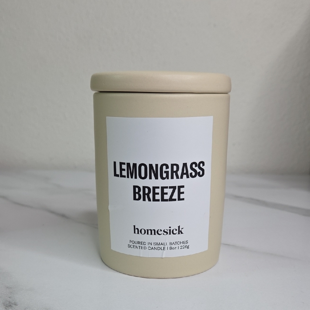 Homesick LEMONGRASS BREEZE Scented Candle